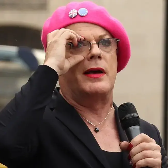 Eddie Izzard and Wetherspoons among Brexit vote spenders