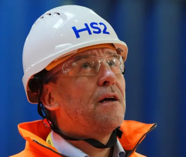 HS2 in 'very serious situation' boss says