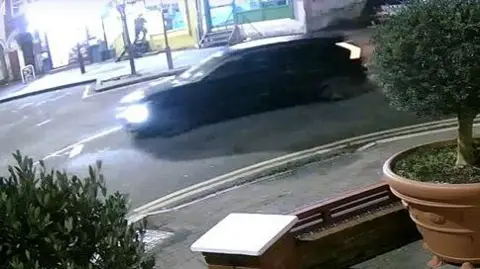 Police appeal over car used in triple shooting